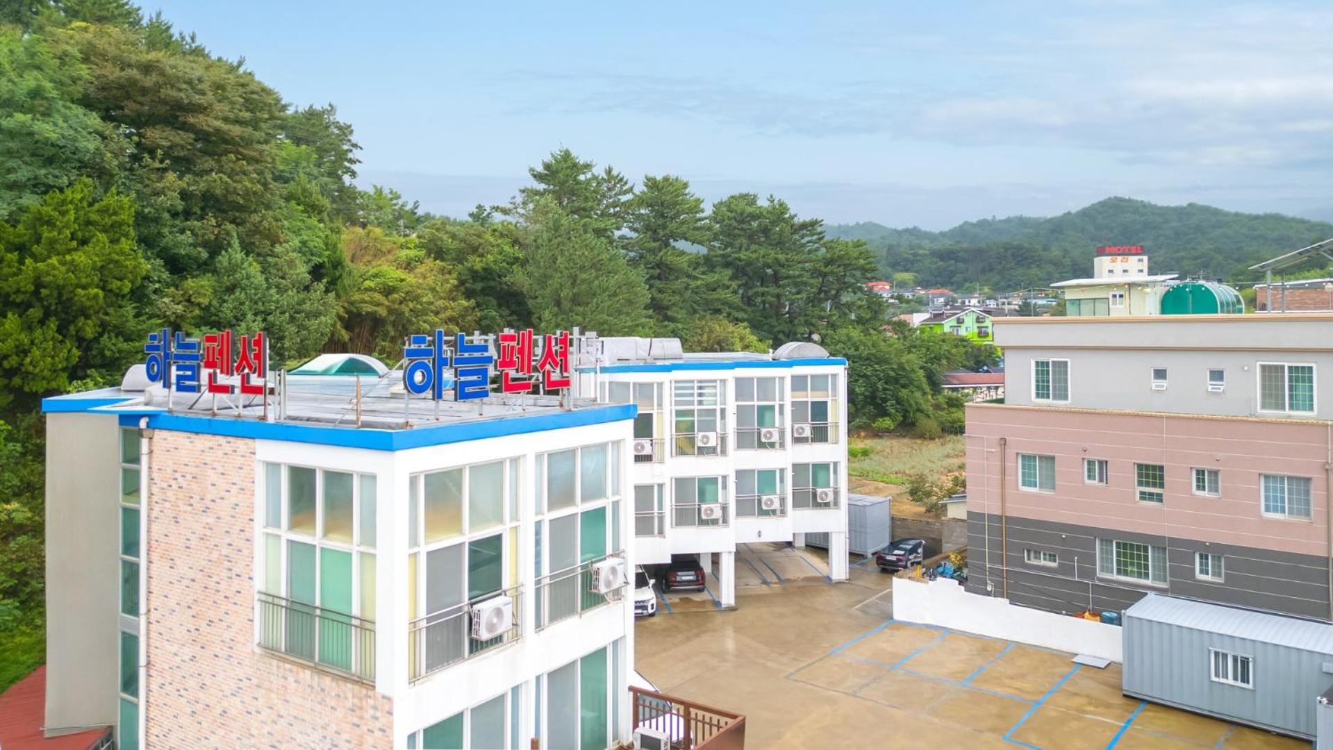 Samcheok Sky Pension Buitenkant foto